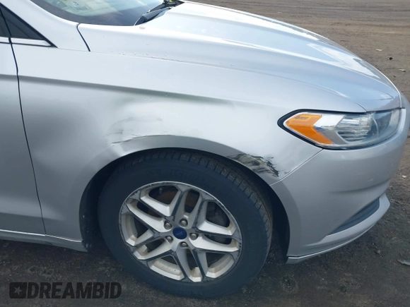 2014 Ford Fusion SE with VIN 3FA6P0H7XER276254, listed as a IAAI auction lot 41044752 with 189,238 mi miles. Bid and sale history available at carsss.com. Image 14.