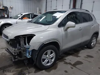 2016 Chevrolet Trax LT with VIN 3GNCJPSB6GL258576, listed as a IAAI auction lot 41692094 with 125,705 mi miles. Bid and sale history available at carsss.com. Image 17.