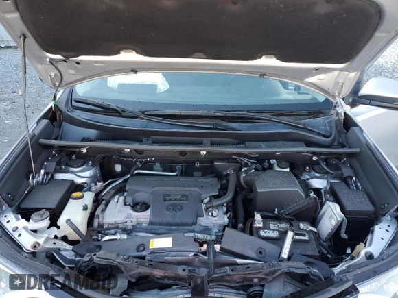 2018 Toyota RAV4 XLE with VIN 2T3RFREV8JW725504, listed as a Copart auction lot 84792264 with 41,501 mi miles and Salvage Title. Bid and sale history available at carsss.com. Image 12.