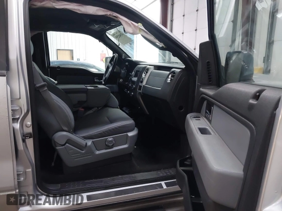 2014 Ford F-150 XL with VIN 1FTFW1EFXEFB69619, listed as a IAAI auction lot 41360500 with 196,708 mi miles and . Bid and sale history available at carsss.com. Image 5.