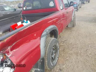 2004 Toyota Tacoma z VIN 5TEWN72N04Z445695, wystawiony jako IAAI lot #41993156 z przebiegiem 150 087 mil mil oraz . Historia ofert i sprzedaży dostępna na DreamBid. Obrazek 6.