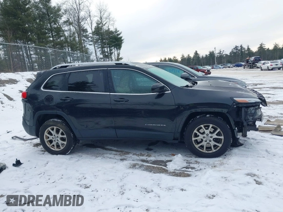 2016 Jeep Cherokee Latitude with VIN 1C4PJMCB9GW130611, listed as a IAAI auction lot 41285929 with 146,179 mi miles and . Bid and sale history available at DreamBid. Image 14.