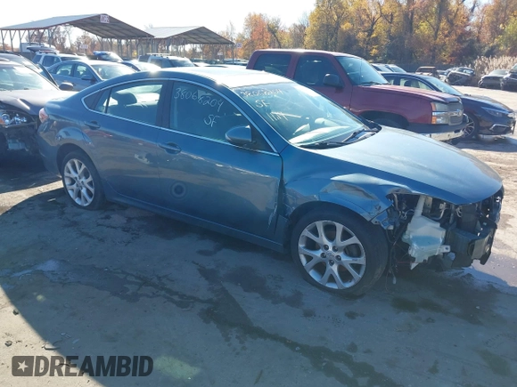 2013 Mazda 6 i Touring Plus z VIN 1YVHZ8EH8D5M15043, wystawiony jako IAAI lot #38068204 z przebiegiem 217 806 mil mil oraz . Historia ofert i sprzedaży dostępna na DreamBid. Obrazek 1.
