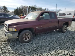 2000 Dodge Ram 1500 with VIN 1B7HC13Y4YJ104983, listed as a Copart auction lot 45980265 with 164,727 mi miles and Clean Title. Bid and sale history available at carsss.com. Image 1.