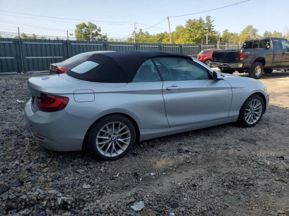 2016 BMW 2 Series 228i with VIN WBA1K9C52GV321963, listed as a Copart auction lot 71393424 with 118,029 mi miles and Salvage Title. Bid and sale history available at carsss.com. Image 3.
