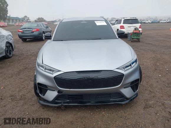 2021 Ford Mustang Mach-E GT z VIN 3FMTK4SE1MME00154, wystawiony jako IAAI lot #41536548 z przebiegiem 19 568 mil mil oraz . Historia ofert i sprzedaży dostępna na DreamBid. Obrazek 13.
