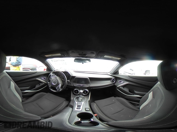 2017 Chevrolet Camaro 1LT z VIN 1G1FB1RS5H0169949, wystawiony jako IAAI lot #42177915 z przebiegiem 68 633 mil mil oraz . Historia ofert i sprzedaży dostępna na DreamBid. Obrazek 18.