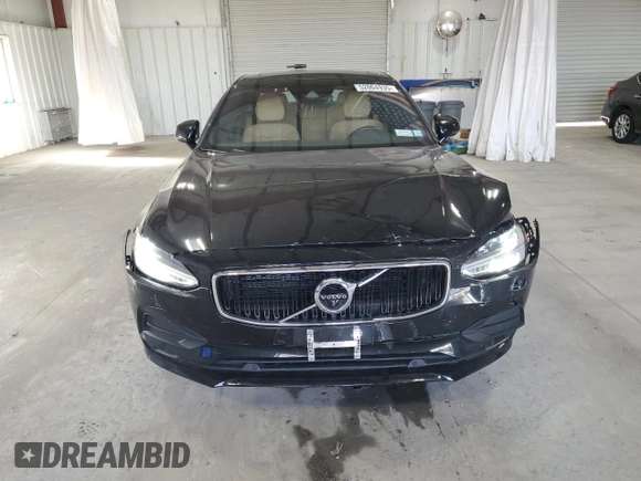 2017 Volvo S90 Momentum with VIN YV1A22MK4H1003683, listed as a Copart auction lot 52004935 with 91,572 mi miles and Salvage Title. Bid and sale history available at carsss.com. Image 5.