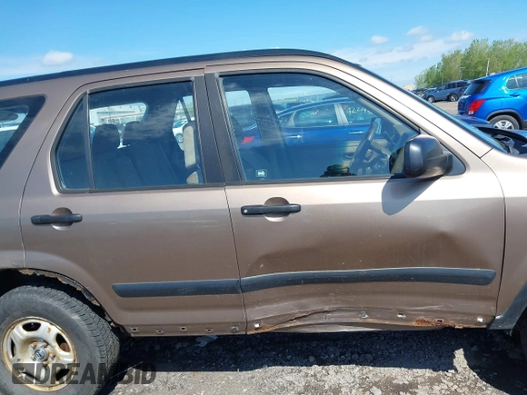 2002 Honda CR-V LX z VIN JHLRD78402C068542, wystawiony jako IAAI lot #42265409 z przebiegiem 205 650 mil mil oraz . Historia ofert i sprzedaży dostępna na DreamBid. Obrazek 13.