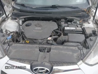 2013 Hyundai Veloster w/Black Int с VIN KMHTC6AD5DU166601, выставлен на аукционе IAAI как лот 42182995 с пробегом 143 106 миль миль и . История ставок и продаж доступна на DreamBid. Изображение 10.