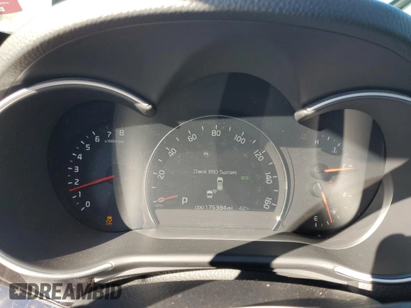 2015 Kia Sorento SX with VIN 5XYKW4A73FG574329, listed as a Copart auction lot 45557995 with 176,384 mi miles and Salvage Title. Bid and sale history available at carsss.com. Image 9.