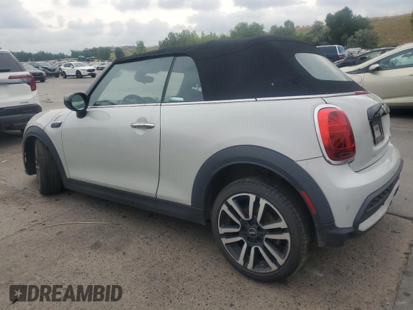 2022 MINI Convertible Cooper S z VIN WMW43DL09N3N60064, wystawiony jako Copart lot #66324525 z przebiegiem 68 126 mil mil oraz Szkoda całkowita • Salvage title. Historia ofert i sprzedaży dostępna na DreamBid. Obrazek 2.