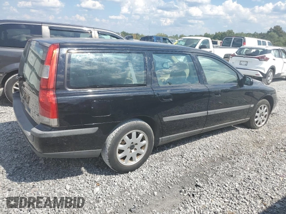2002 Volvo V70 with VIN YV1SW61R621196346, listed as a Copart auction lot 70425794 with 0 mi miles and Salvage Title. Bid and sale history available at carsss.com. Image 3.