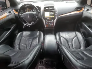 2018 Lincoln MKC Select with VIN 5LMCJ2D97JUL28596, listed as a Copart auction lot 47799465 with 96,609 mi miles and Salvage title. Bid and sale history available at DreamBid. Image 8.