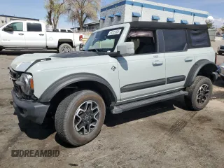 2023 Ford Bronco z VIN 1FMEE5BP2PLB81217, wystawiony jako Copart lot #50235305 z przebiegiem 16 343 mil mil oraz Szkoda całkowita • Salvage title. Historia ofert i sprzedaży dostępna na DreamBid. Obrazek 1.
