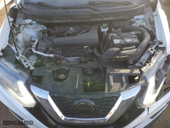 2020 Nissan Rogue SV with VIN KNMAT2MV0LP509546, listed as a Copart auction lot 44196685 with 135,808 mi miles and Salvage Title. Bid and sale history available at carsss.com. Image 12.
