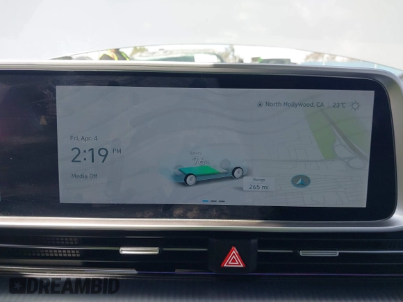 2023 Hyundai Ioniq 6 SEL z VIN KMHM34AA5PA033700, wystawiony jako IAAI lot #41954862 z przebiegiem 16 304 mil mil oraz . Historia ofert i sprzedaży dostępna na DreamBid. Obrazek 19.