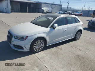 2016 Audi A3 e-tron Premium z VIN WAUUPBFF7GA086946, wystawiony jako Copart lot #46919805 z przebiegiem 110 502 mil mil oraz Szkoda całkowita • Salvage title. Historia ofert i sprzedaży dostępna na DreamBid. Obrazek 1.