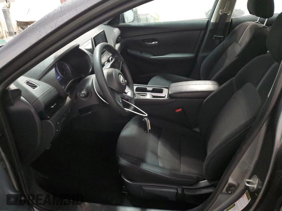 2024 Nissan Sentra SV z VIN 3N1AB8CVXRY233782, wystawiony jako Copart lot #60501435 z przebiegiem 28 629 mil mil oraz Czysty tytuł • Clean title. Historia ofert i sprzedaży dostępna na DreamBid. Obrazek 7.