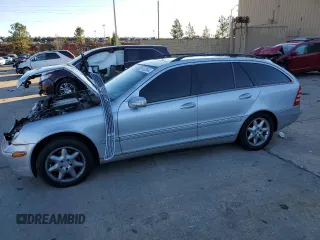 2002 Mercedes-Benz C 230/260/280/320 with VIN WDBRH64J42F182533, listed as a Copart auction lot 84639944 with 239,628 mi miles and Salvage title. Bid and sale history available at DreamBid. Image 1.