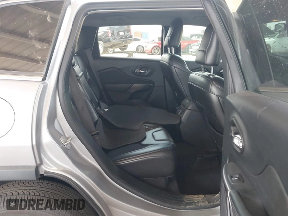 2019 Jeep Cherokee Latitude Plus with VIN 1C4PJLLB9KD109711, listed as a IAAI auction lot 41917339 with 115,320 mi miles. Bid and sale history available at carsss.com. Image 8.