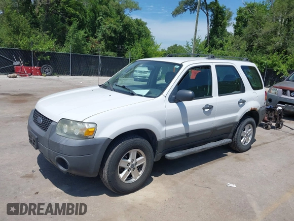 2007 Ford Escape XLS с VIN 1FMYU02Z57KB58377, выставлен на аукционе IAAI как лот 42715229 с пробегом 215 926 миль миль и . История ставок и продаж доступна на DreamBid. Изображение 2.