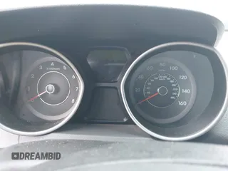 2012 Hyundai Elantra GLS с VIN KMHDH4AE8CU404698, выставлен на аукционе IAAI как лот 41988964 с пробегом Не указан миль и . История ставок и продаж доступна на DreamBid. Изображение 7.