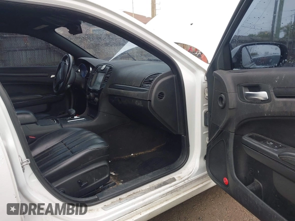 2014 Chrysler 300 S with VIN 2C3CCABG9EH355602, listed as a IAAI auction lot 42244756 with 165,816 mi miles and . Bid and sale history available at DreamBid. Image 5.