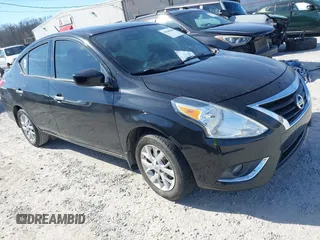 2019 Nissan Versa SV z VIN 3N1CN7AP3KL801419, wystawiony jako IAAI lot #41664644 z przebiegiem 68 139 mil mil oraz . Historia ofert i sprzedaży dostępna na DreamBid. Obrazek 1.