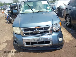 2010 Ford Escape Limited с VIN 1FMCU9EG4AKC82995, выставлен на аукционе IAAI как лот 42625491 с пробегом 279 192 миль миль и . История ставок и продаж доступна на DreamBid. Изображение 13.