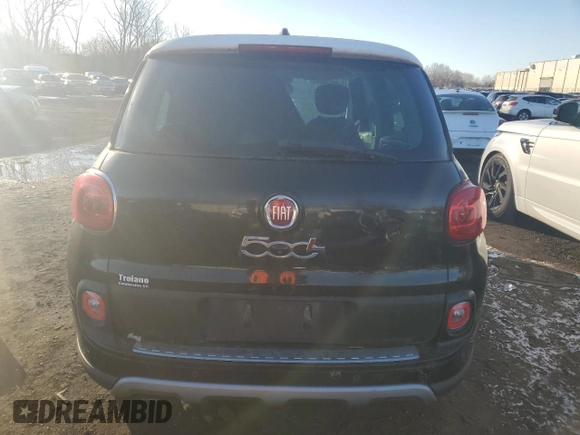 2015 FIAT 500L Urbana Trekking with VIN ZFBCFADH6FZ033626, listed as a Copart auction lot 86534814 with Not Provided miles and Clean Title. Bid and sale history available at DreamBid. Image 6.