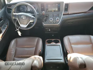 2017 Toyota Sienna XLE with VIN 5TDDZ3DC0HS164600, listed as a Copart auction lot 64262685 with 82,353 mi miles and Salvage title. Bid and sale history available at DreamBid. Image 8.