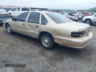 1996 Chevrolet Caprice 1SA Special Value с VIN 1G1BL52W7TR179967, выставлен на аукционе IAAI как лот 42311914 с пробегом 146 265 миль миль и . История ставок и продаж доступна на DreamBid. Изображение 3.