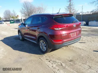 2017 Hyundai Tucson SE Plus with VIN KM8J33A45HU391175, listed as a IAAI auction lot 41803304 with 70,784 mi miles. Bid and sale history available at carsss.com. Image 3.