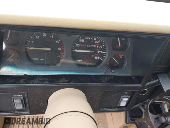 1994 Jeep Cherokee Sport z VIN 1J4FJ68S2RL171628, wystawiony jako IAAI lot #42635451 z przebiegiem 278 677 mil mil oraz . Historia ofert i sprzedaży dostępna na DreamBid. Obrazek 7.