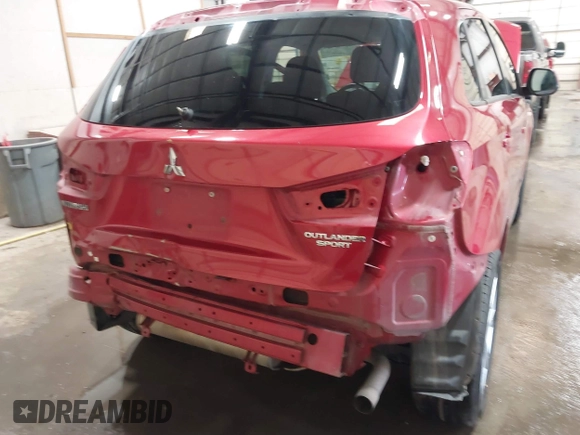 2015 Mitsubishi Outlander Sport ES with VIN 4A4AP3AU8FE001453, listed as a IAAI auction lot 41743424 with 84,528 mi miles. Bid and sale history available at carsss.com. Image 6.