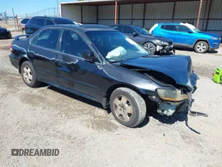 2002 Honda Accord EX z VIN 1HGCG16532A002230, wystawiony jako IAAI lot #41650285 z przebiegiem 252 847 mil mil oraz . Historia ofert i sprzedaży dostępna na DreamBid. Obrazek 1.