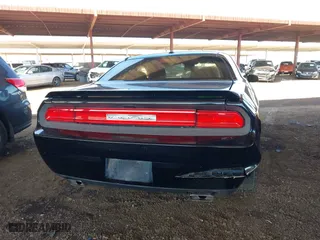 2013 Dodge Challenger SXT with VIN 2C3CDYAG1DH629087, listed as a IAAI auction lot 41993728 with 226,948 mi miles. Bid and sale history available at carsss.com. Image 6.