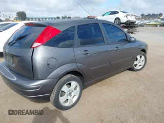 2007 Ford Focus S with VIN 1FAFP37N17W174231, listed as a IAAI auction lot 41901594 with 91,677 mi miles and . Bid and sale history available at carsss.com. Image 4.