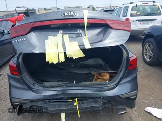 2019 Kia Forte LXS with VIN 3KPF24AD8KE062723, listed as a IAAI auction lot 42511450 with 47,925 mi miles and . Bid and sale history available at DreamBid. Image 16.