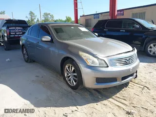 2009 Infiniti G37 Sedan Journey with VIN JNKCV61EX9M309586, listed as a IAAI auction lot 41899330 with 123,714 mi miles. Bid and sale history available at carsss.com. Image 1.