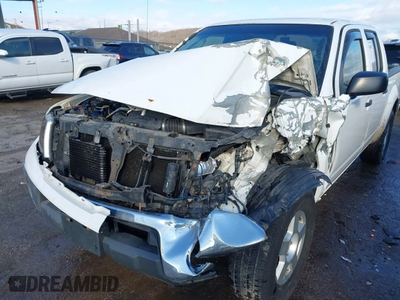2007 Nissan Frontier SE z VIN 1N6AD07UX7C421926, wystawiony jako IAAI lot #41510697 z przebiegiem 273 908 mil mil oraz . Historia ofert i sprzedaży dostępna na DreamBid. Obrazek 6.