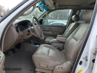 2004 Toyota Sequoia Limited with VIN 5TDBT48A34S213774, listed as a Copart auction lot 45652025 with 176,509 mi miles and Salvage Title. Bid and sale history available at carsss.com. Image 7.