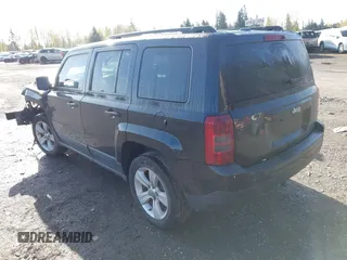 2011 Jeep Patriot Sport z VIN 1J4NT1GA6BD203899, wystawiony jako IAAI lot #41978150 z przebiegiem Nie podano mil oraz . Historia ofert i sprzedaży dostępna na DreamBid. Obrazek 3.