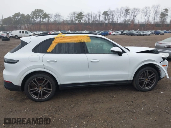 2023 Porsche Cayenne z VIN WP1AA2AY4PDA04474, wystawiony jako IAAI lot #41728559 z przebiegiem 19 514 mil mil oraz . Historia ofert i sprzedaży dostępna na DreamBid. Obrazek 13.