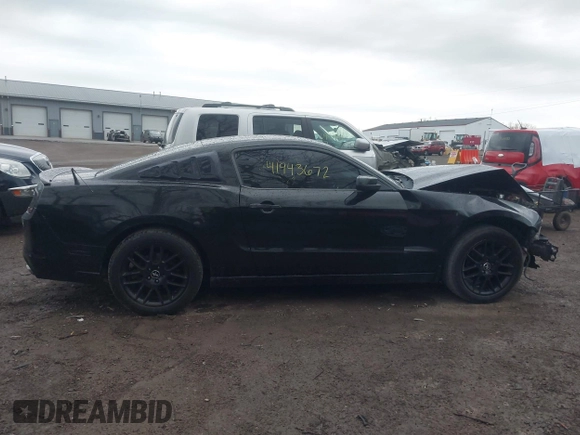 2014 Ford Mustang V6 with VIN 1ZVBP8AM0E5279980, listed as a IAAI auction lot 41943672 with 161,987 mi miles. Bid and sale history available at carsss.com. Image 13.