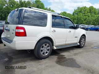 2008 Ford Expedition Limited с VIN 1FMFU205X8LA00518, выставлен на аукционе IAAI как лот 42255630 с пробегом 189 808 миль миль и . История ставок и продаж доступна на DreamBid. Изображение 4.