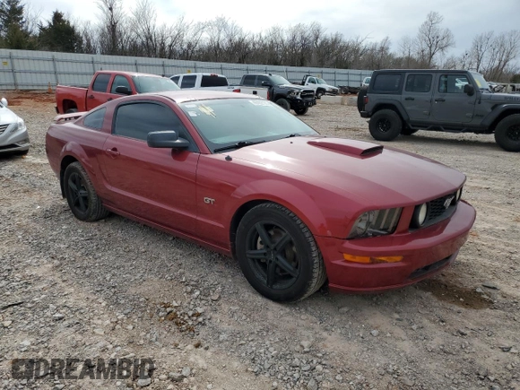 2007 Ford Mustang GT Deluxe z VIN 1ZVHT82H775369752, wystawiony jako Copart lot #48402155 z przebiegiem 99 959 mil mil oraz Szkoda całkowita • Salvage title. Historia ofert i sprzedaży dostępna na DreamBid. Obrazek 4.
