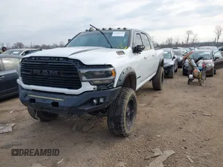 2020 Ram 2500 Laramie with VIN 3C6UR5NL9LG101116, listed as a IAAI auction lot 41694638 with 92,472 mi miles. Bid and sale history available at carsss.com. Image 17.