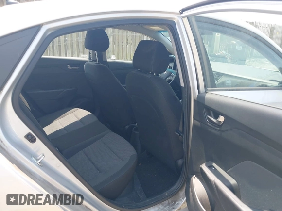 2018 Hyundai Accent SEL z VIN 3KPC24A35JE034306, wystawiony jako IAAI lot #42505216 z przebiegiem 53 999 mil mil oraz . Historia ofert i sprzedaży dostępna na DreamBid. Obrazek 8.